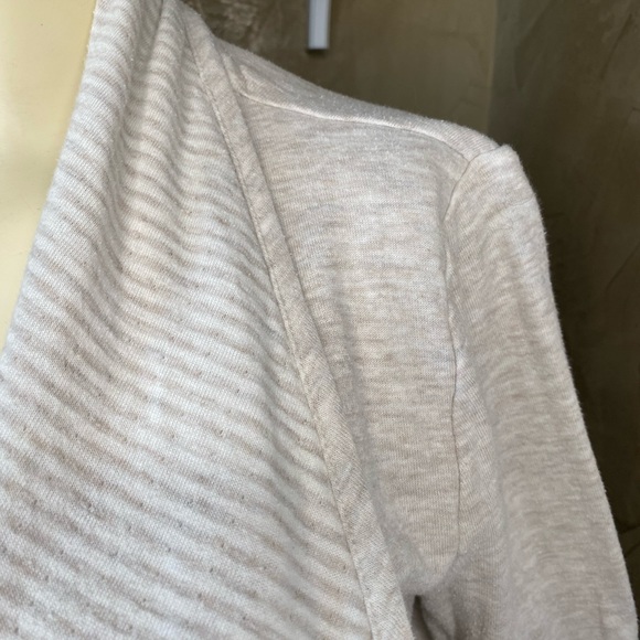 Liz Lange Maternity Drape Front Cardigan Waterfall Style size S/P Oatmeal color - Picture 11 of 11